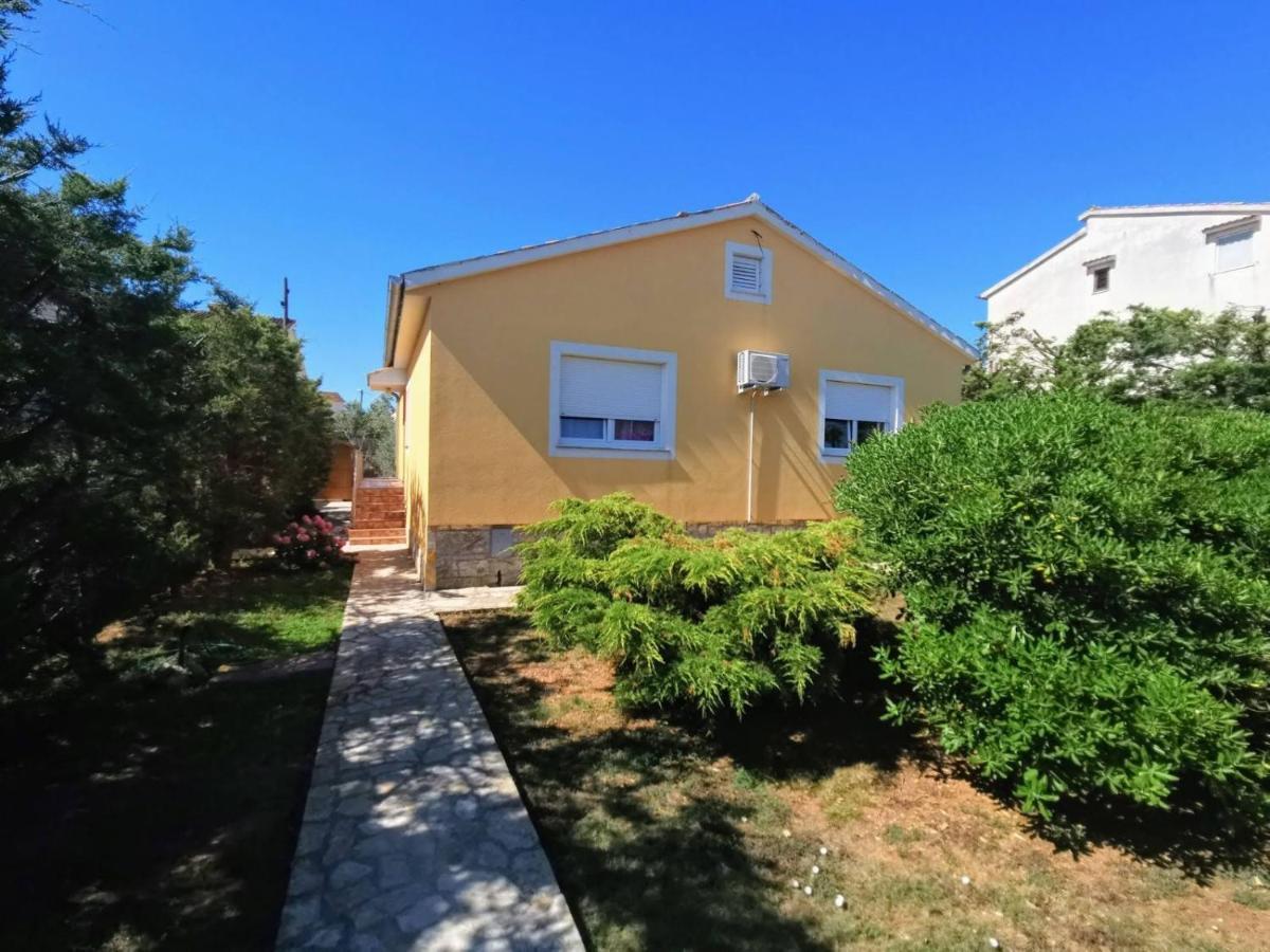 Holiday Home Istra With Jacuzzi Medulin Eksteriør bilde