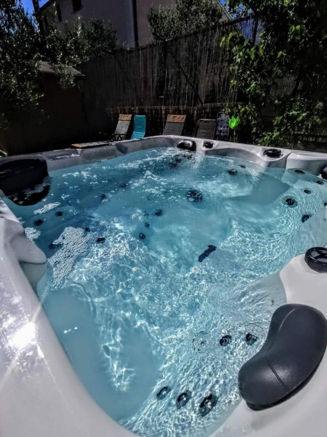 Holiday Home Istra With Jacuzzi Medulin Eksteriør bilde