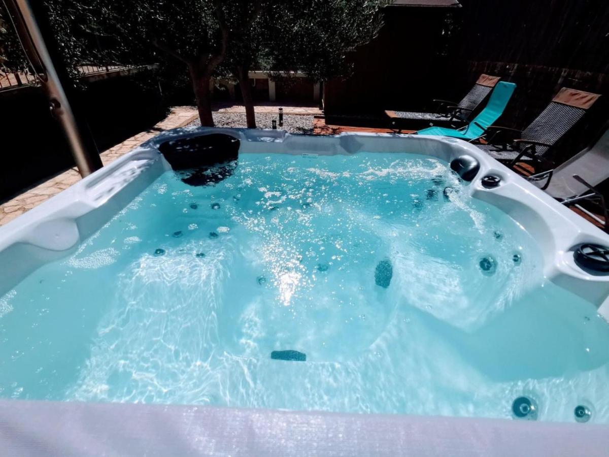 Holiday Home Istra With Jacuzzi Medulin Eksteriør bilde
