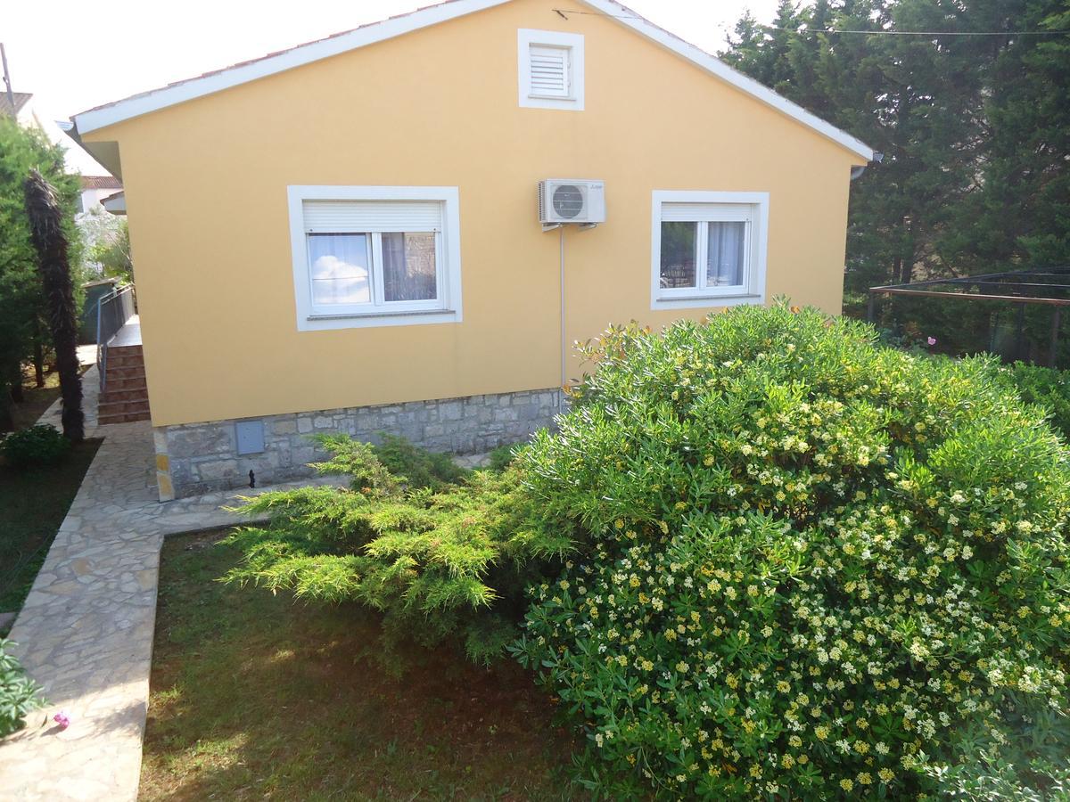 Holiday Home Istra With Jacuzzi Medulin Eksteriør bilde