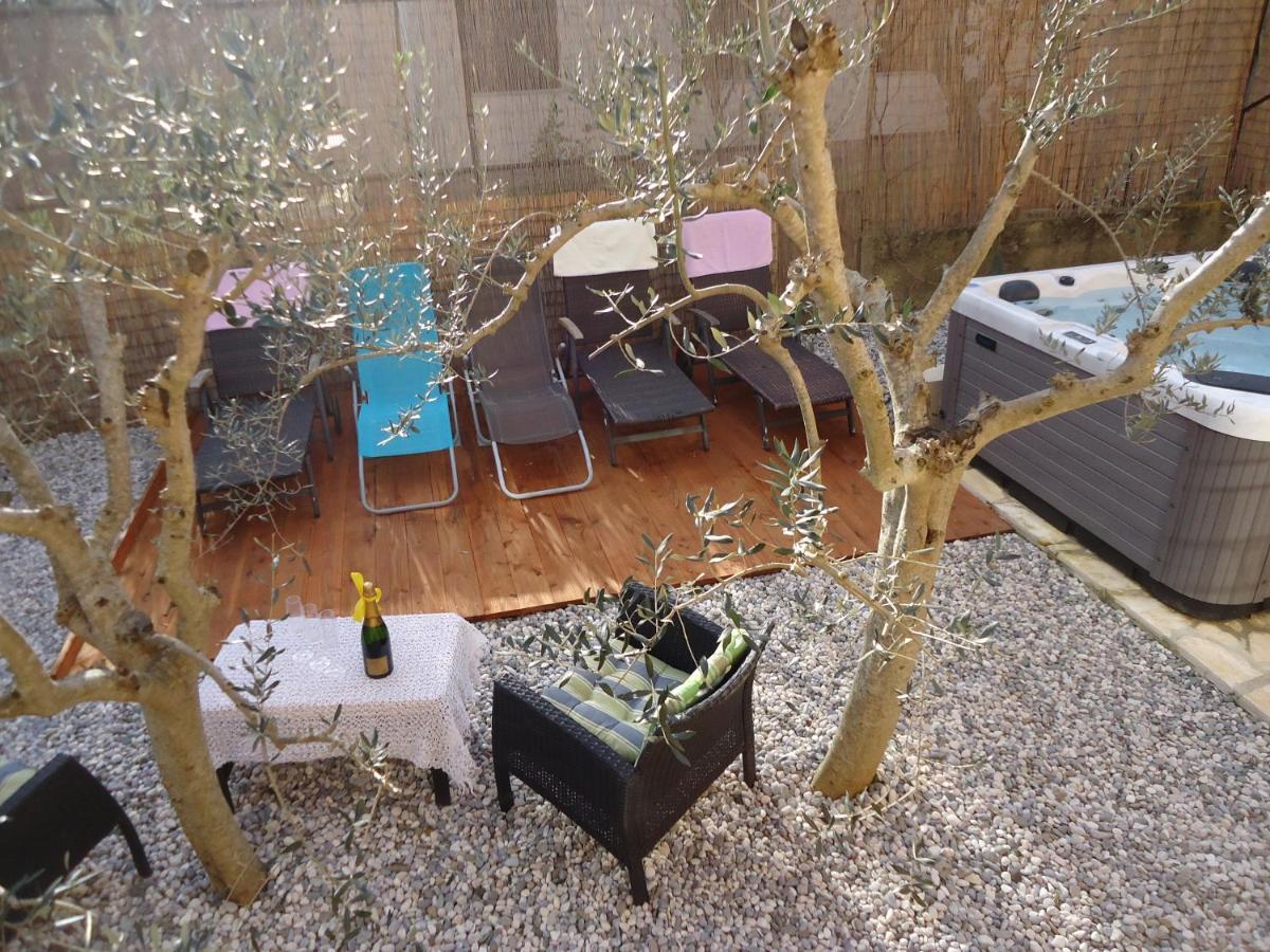 Holiday Home Istra With Jacuzzi Medulin Eksteriør bilde